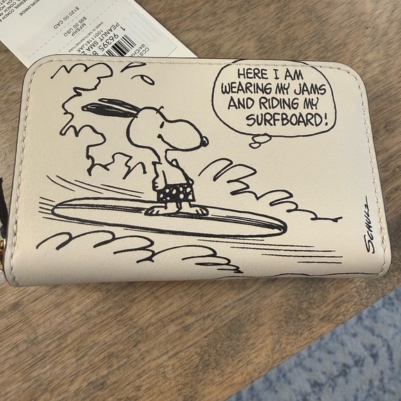 Coach Snoopy bundle - Picture 5 of 10